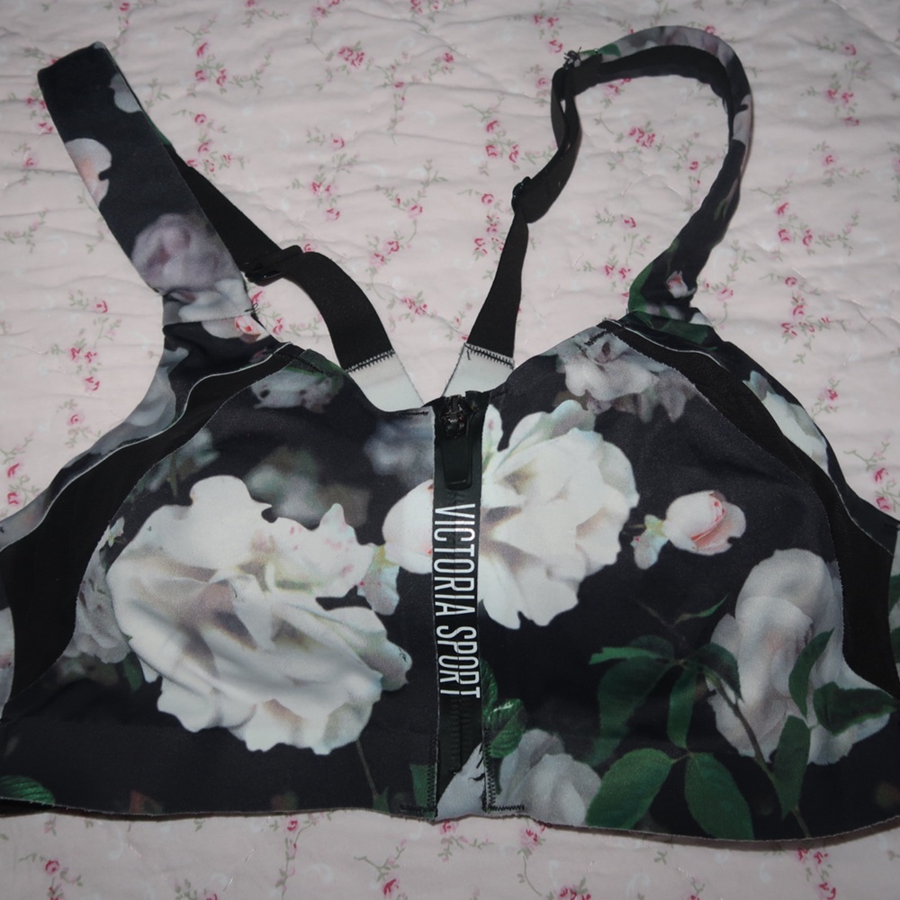 Victoria Secret sport bra